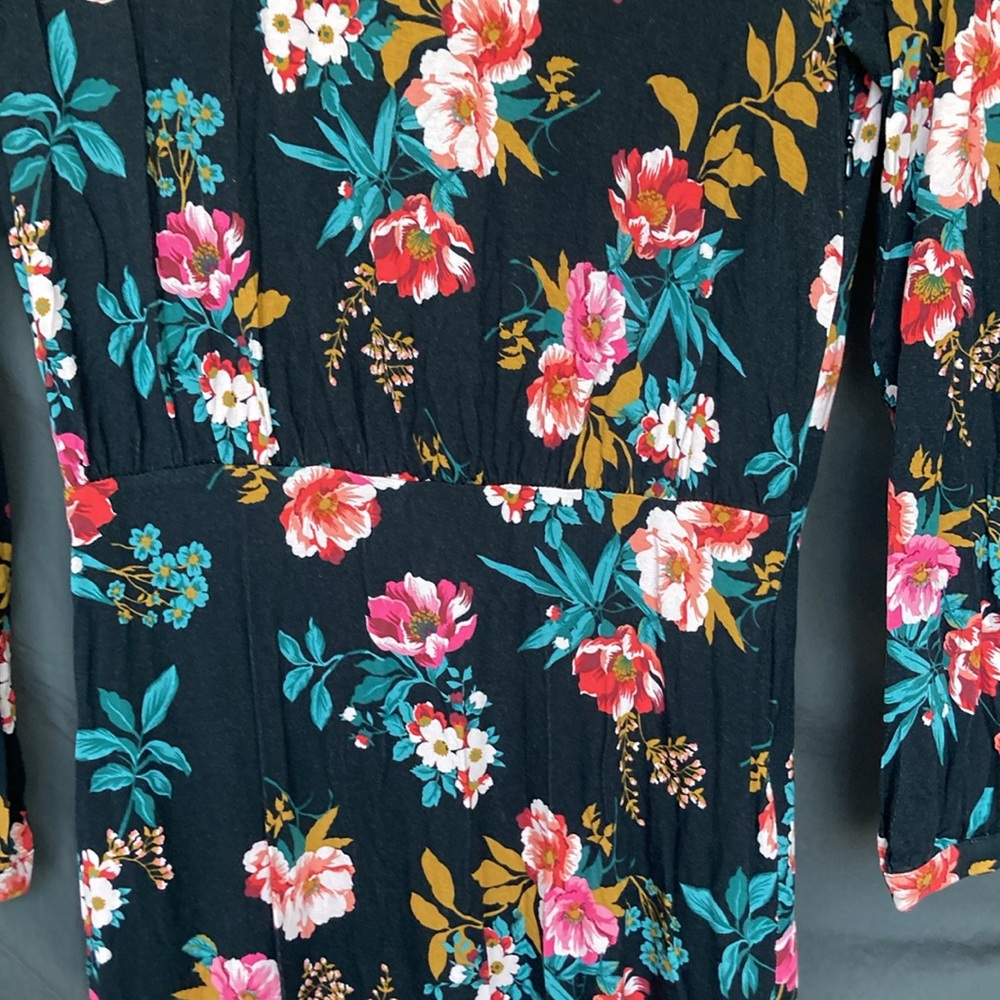 LOFT dress black with Floral Print with back cut out 6P 6 petite casual party - Picture 9 of 17
